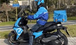 热点爆料摩托车视频,网友热议交通安全